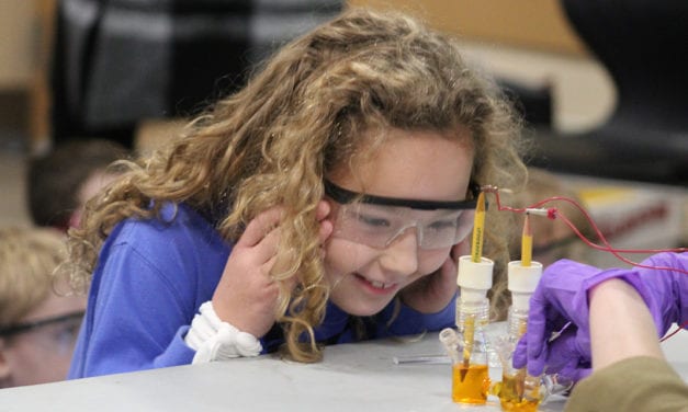 Yale University Scientists Visit CES