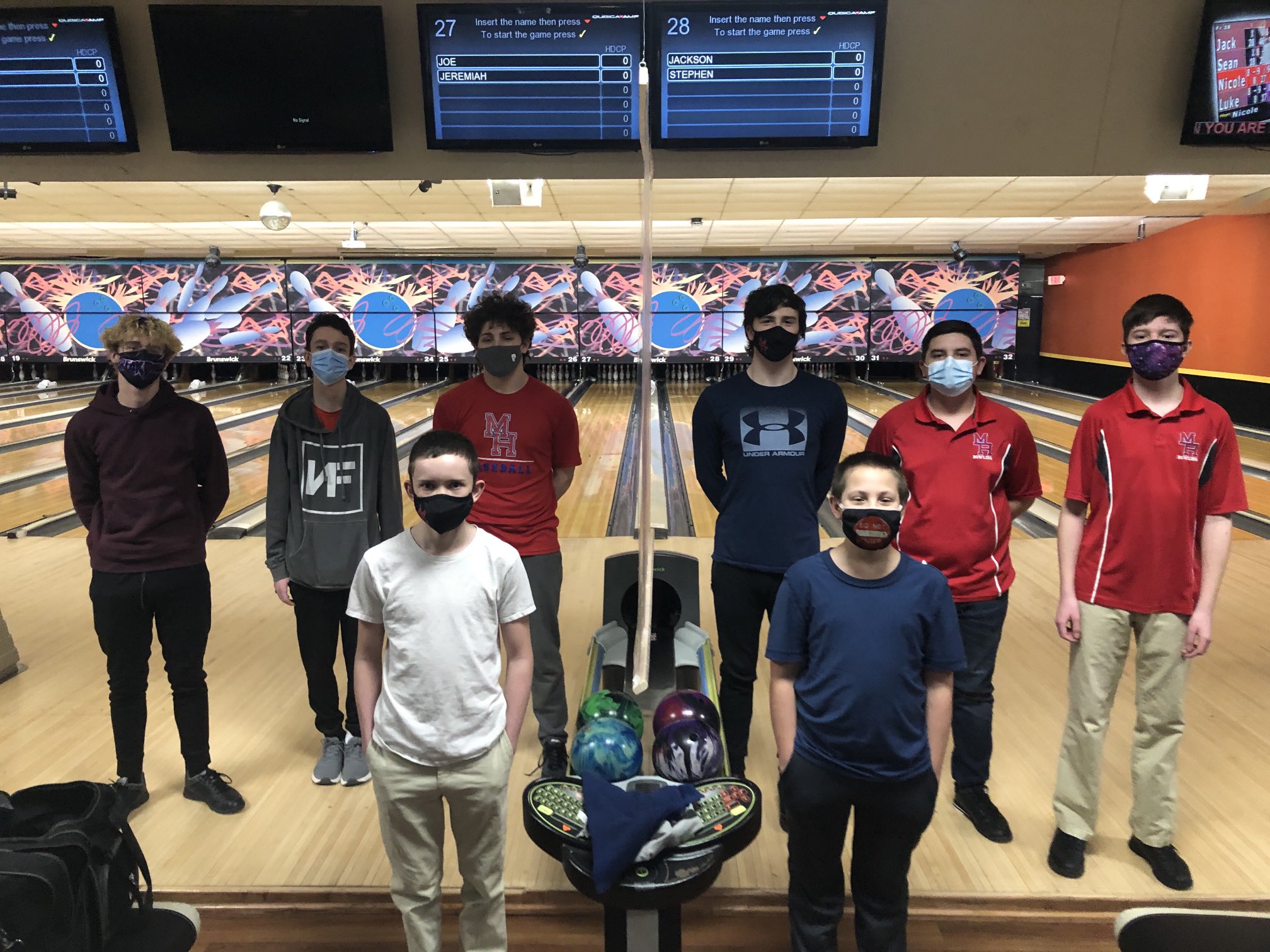 boys bowling team