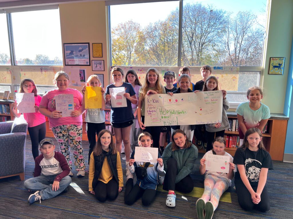 Elementary School Kiwanis Kids posing for a picture