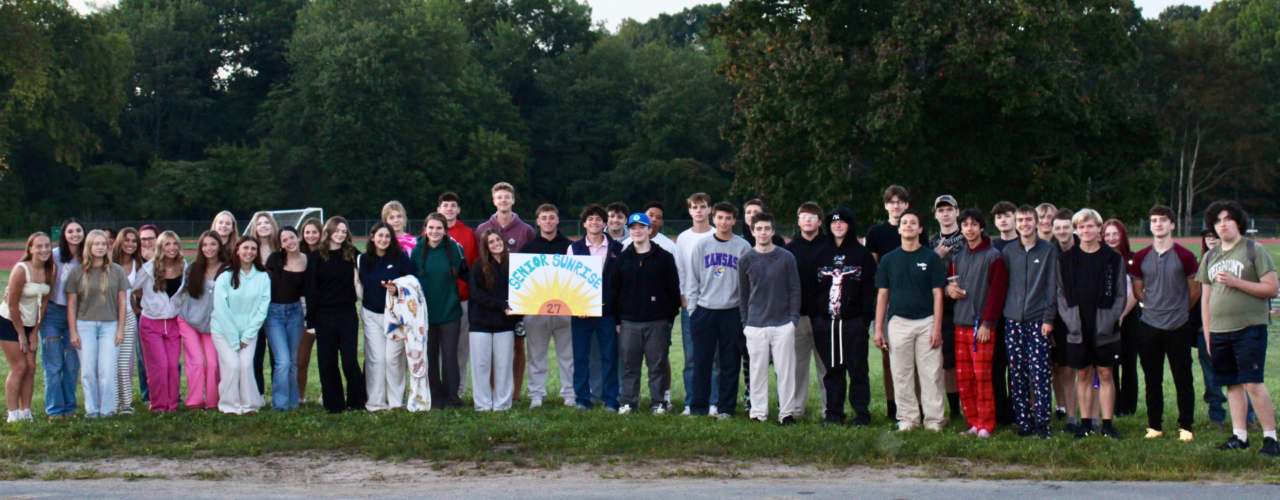 Group picture of Maple Hill's Class of 2027